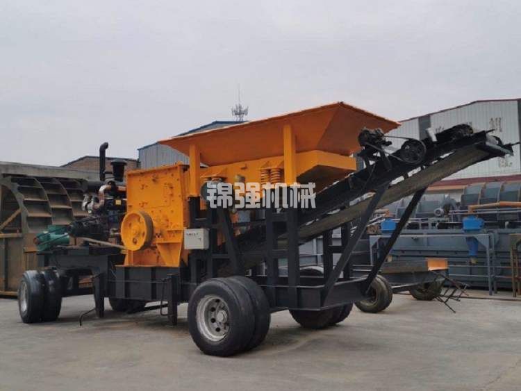 投資這樣的移動式建筑垃圾破碎機(jī)多少錢一臺?(圖4) 投資這樣的移動式建筑垃圾破碎機(jī)多少錢一臺?(圖4)